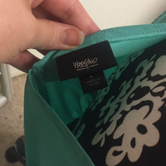 Comfy Vintage Dress - Picture 3 of 4